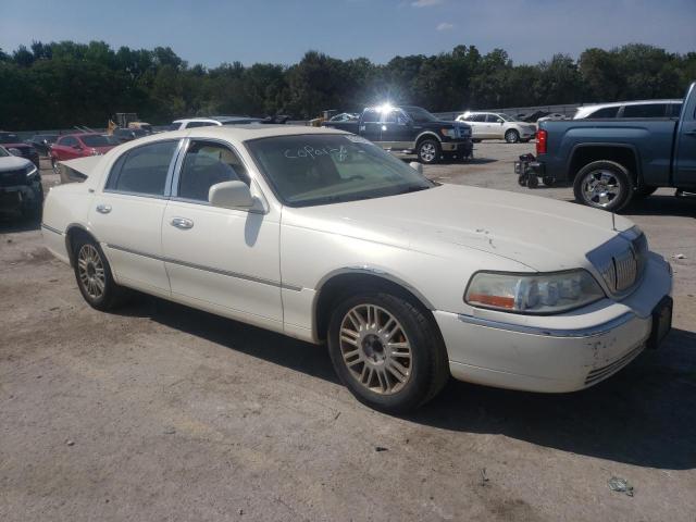 1LNHM82V97Y625857 - 2007 LINCOLN TOWN CAR SIGNATURE LIMITED WHITE photo 4