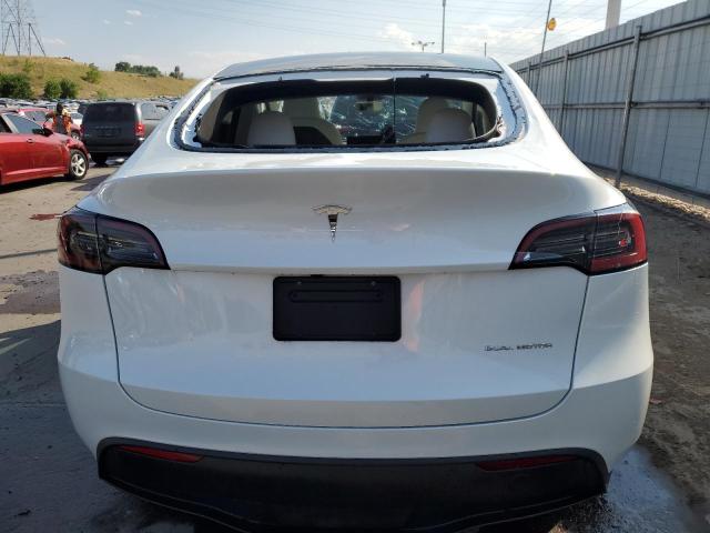 7SAYGDEE0PF853040 - 2023 TESLA MODEL Y WHITE photo 6