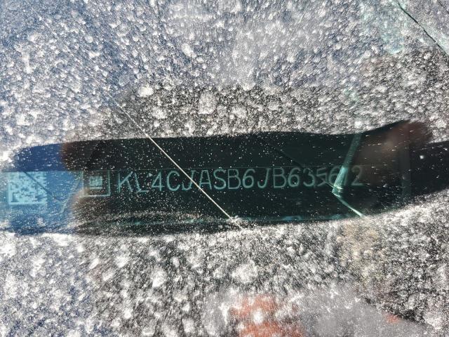 KL4CJASB6JB635612 - 2018 BUICK ENCORE PREFERRED Ақ фото 12