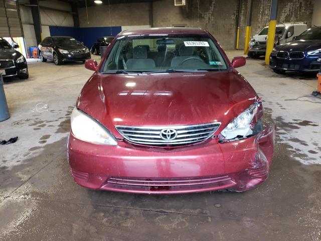 4T1BE30K85U067857 - 2005 TOYOTA CAMRY LE RED photo 5