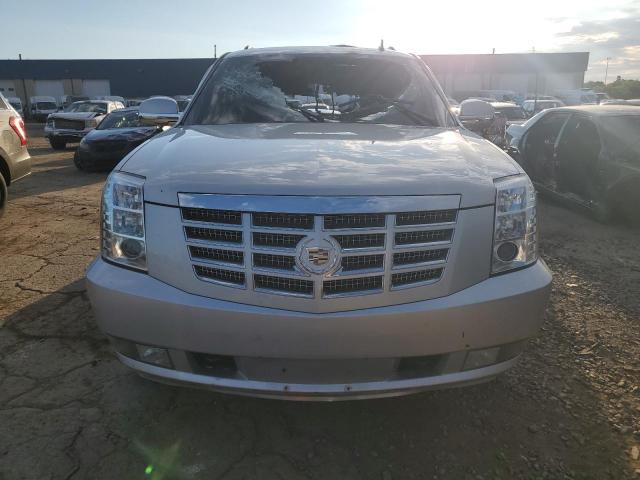 1GYS4HEF8ER167910 - 2014 CADILLAC ESCALADE ESV LUXURY 银色 照片 5