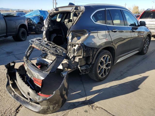 WBXJG9C07M5S64358 - 2021 BMW X1 XDRIVE28I BLACK photo 4