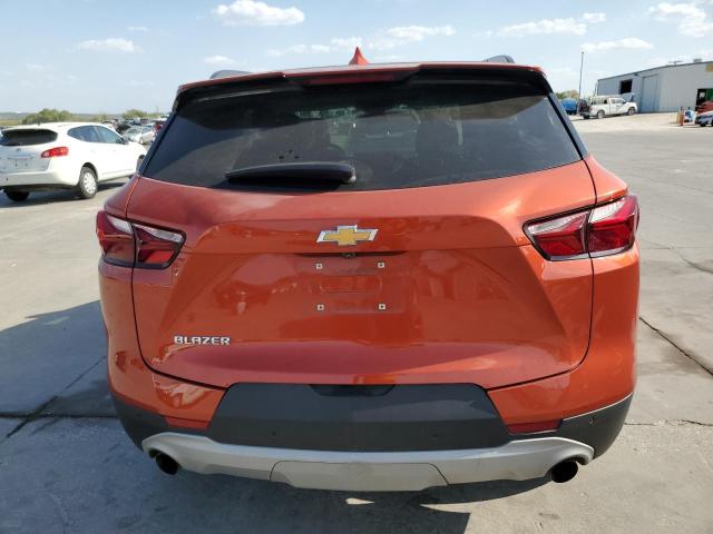 3GNKBBRA7MS527582 - 2021 CHEVROLET BLAZER 1LT ORANGE photo 6