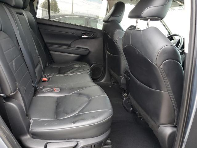 5TDGZRAH1MS080179 - 2021 TOYOTA HIGHLANDER XLE BLUE photo 11