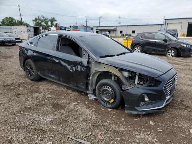 5NPE24AF9JH626421 - 2018 HYUNDAI SONATA SE შავი ფოტო 4