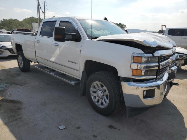 1GC1KVEG0FF508430 - 2015 CHEVROLET SILVERADO K2500 HEAVY DUTY LT WHITE photo 4