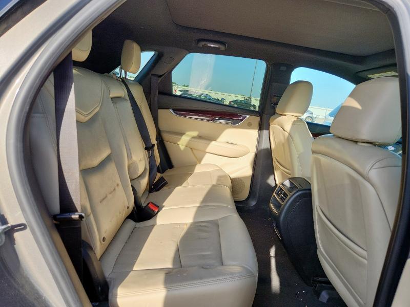 1GYKNBRS2HZ282024 - 2017 CADILLAC XT5 LUXURY ვერცხლისფერი ფოტო 11