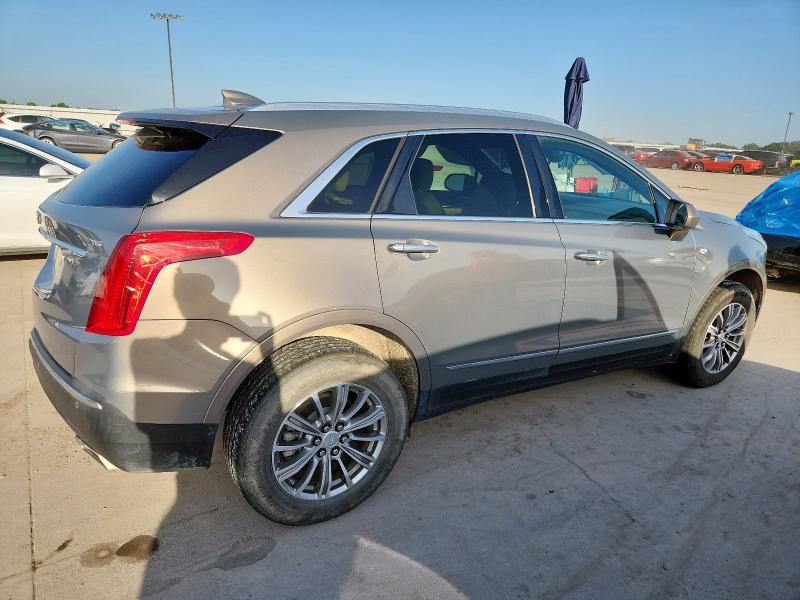 1GYKNBRS2HZ282024 - 2017 CADILLAC XT5 LUXURY ვერცხლისფერი ფოტო 3