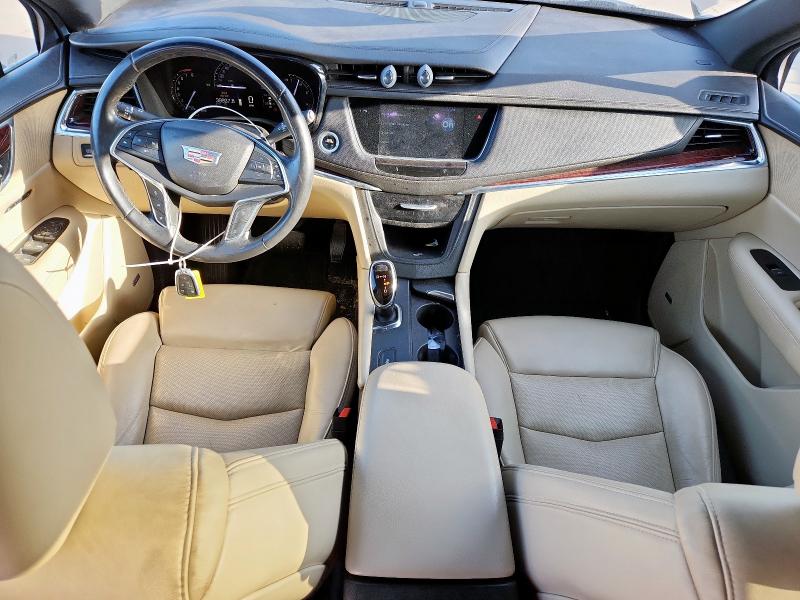 1GYKNBRS2HZ282024 - 2017 CADILLAC XT5 LUXURY ვერცხლისფერი ფოტო 8