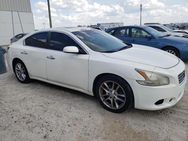 1N4AA5AP5BC819331 - 2011 NISSAN MAXIMA S WHITE photo 4