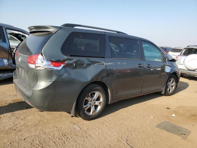 5TDKK3DC5CS263093 - 2012 TOYOTA SIENNA LE GRAY photo 3