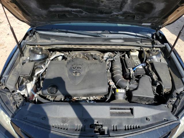 4T1BZ1HK2JU003577 - 2018 TOYOTA CAMRY XSE BLACK photo 11