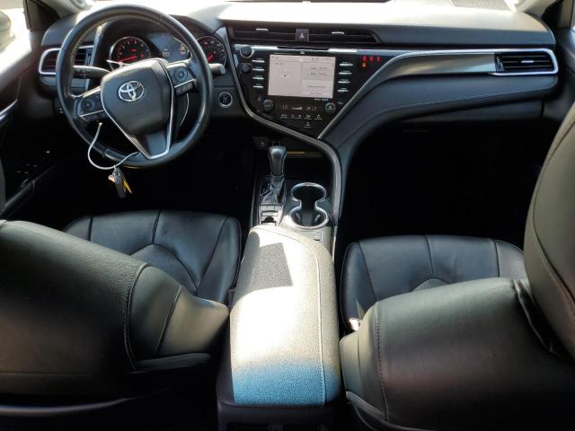 4T1BZ1HK2JU003577 - 2018 TOYOTA CAMRY XSE BLACK photo 8