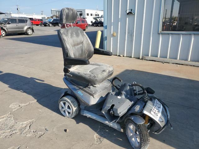 S12TMK1510004 - 2016 SCOO SCOOTER SILVER photo 1