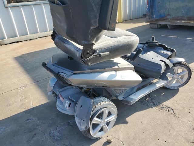 S12TMK1510004 - 2016 SCOO SCOOTER SILVER photo 10