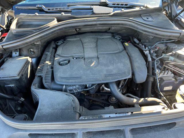 4JGDA5HB7FA599379 - 2015 MERCEDES-BENZ ML 350 4MA CHARCOAL photo 11