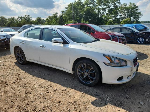 1N4AA5AP2EC461612 - 2014 NISSAN MAXIMA S WHITE photo 4