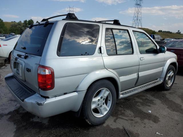 JNRDR09Y83W300922 - 2003 INFINITI QX4 SILVER photo 3