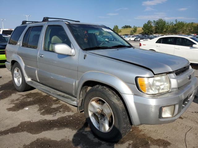 JNRDR09Y83W300922 - 2003 INFINITI QX4 SILVER photo 4