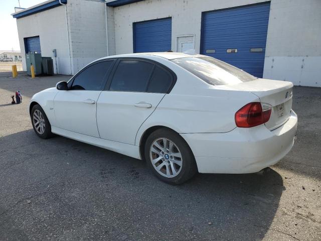 WBAVD13546KV00034 - 2006 BMW 325 XI WHITE photo 2