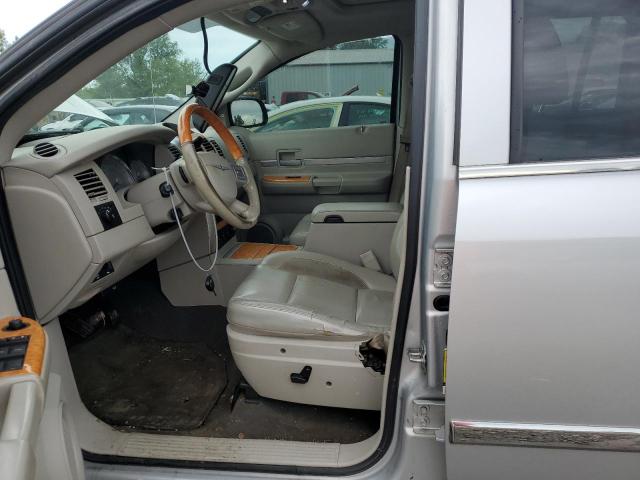 1A8HW58268F124599 - 2008 CHRYSLER ASPEN LIMITED 银色 照片 7