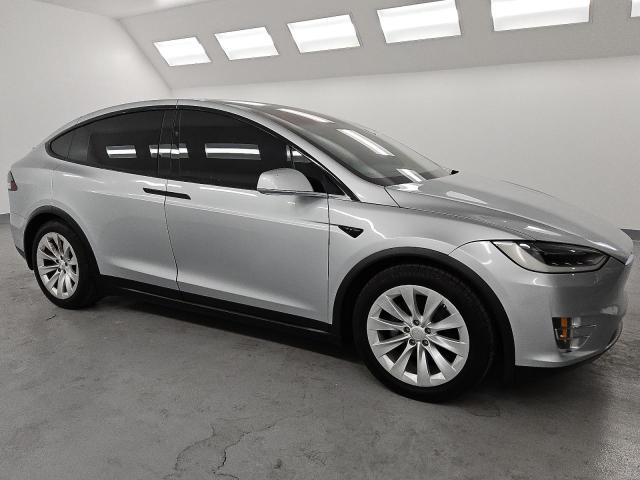 5YJXCDE25GF026158 - 2016 TESLA MODEL X Plata foto 4