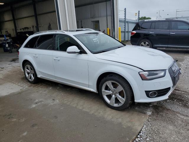 WA1UFAFL1FA138800 - 2015 AUDI A4 ALLROAD PREMIUM PLUS WHITE photo 4