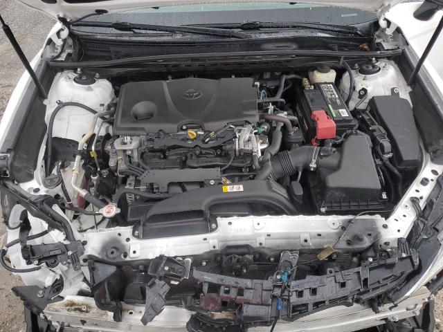 4T1B11HK1JU534633 - 2018 TOYOTA CAMRY L WHITE photo 11