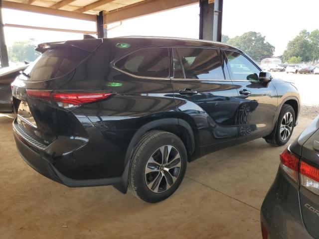 5TDGZRAH9NS538455 - 2022 TOYOTA HIGHLANDER XLE BLACK photo 3
