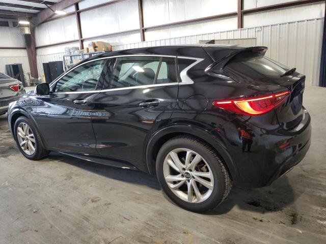 SJKCH5CP7HA024598 - 2017 INFINITI QX30 BASE BLACK photo 2