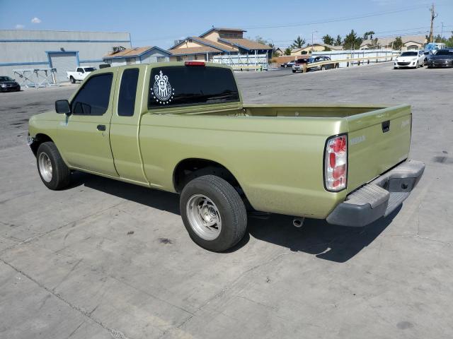 1N6DD26SXWC310039 - 1998 NISSAN FRONTIER KING CAB XE GREEN photo 2