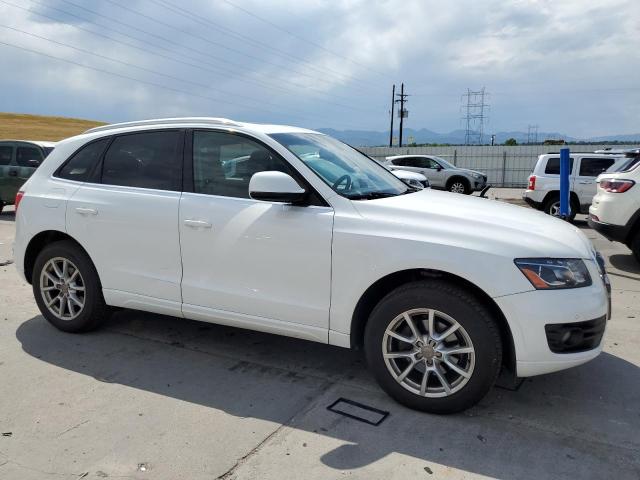 WA1LFAFP8CA070456 - 2012 AUDI Q5 PREMIUM PLUS WHITE photo 4