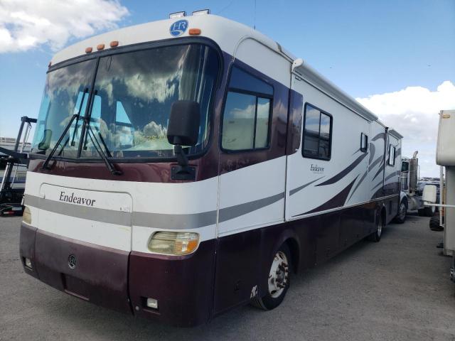 1RF12061612013820 - 2001 ROADMASTER RAIL DYANASTER WHITE photo 2
