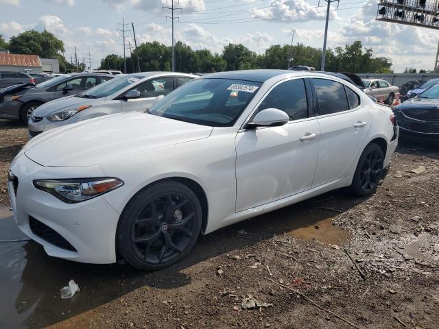 ZARFAEDN1H7547667 - 2017 ALFA ROMEO GIULIA Q4 白色 照片 1