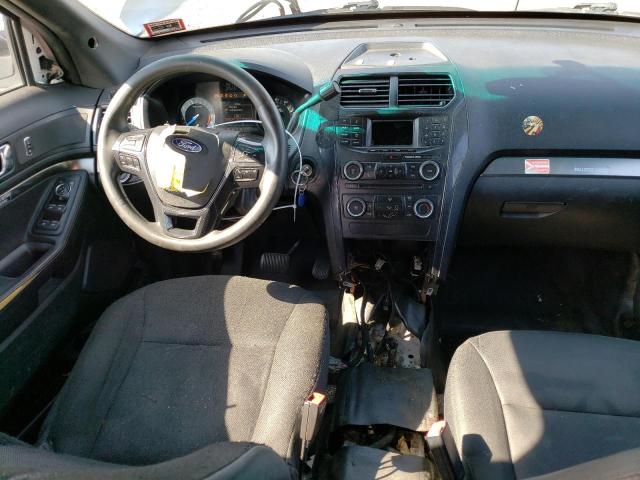 1FM5K8AR0HGB94345 - 2017 FORD EXPLORER POLICE INTERCEPTOR 银色 照片 8