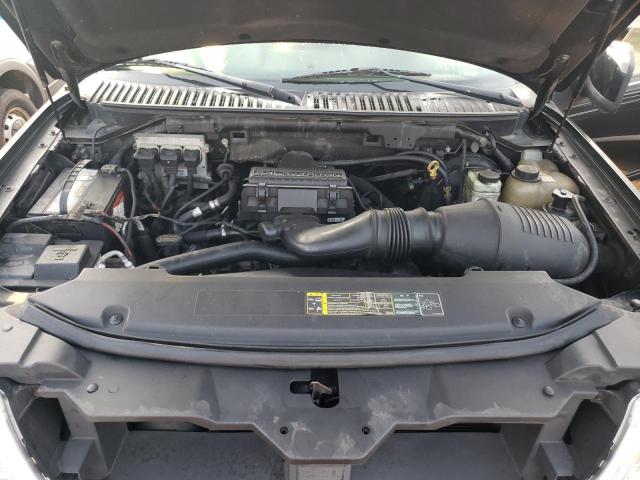 5LMFU28565LJ11015 - 2005 LINCOLN NAVIGATOR შავი ფოტო 12