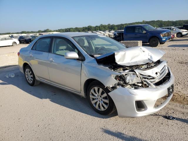 2T1BU4EE7DC016913 - 2013 TOYOTA COROLLA BASE Gümüş foto 4