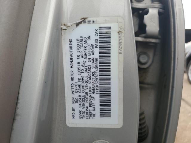 1Y1SK52872Z409996 - 2002 CHEVROLET GEO PRIZM BASE SILVER photo 12