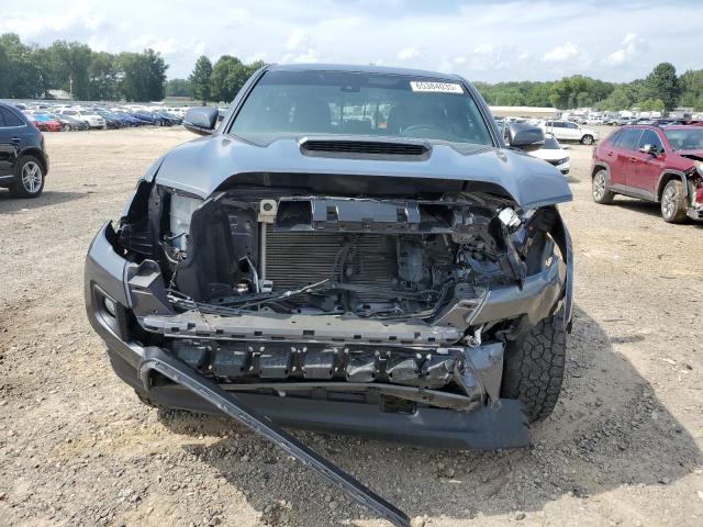 3TMCZ5AN0JM162154 - 2018 TOYOTA TACOMA DOUBLE CAB Graphit Foto 5