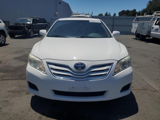 4T1BK3EKXAU600402 - 2010 TOYOTA CAMRY SE WHITE photo 5