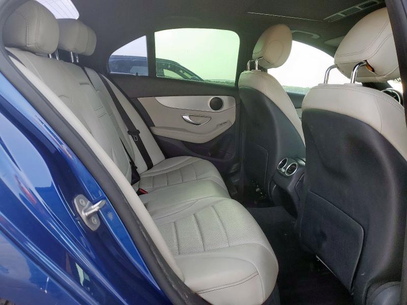 55SWF4JB9JU245672 - 2018 MERCEDES-BENZ C 300 BLUE photo 10