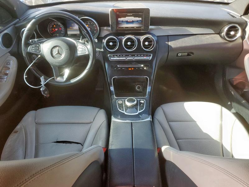 55SWF4JB9JU245672 - 2018 MERCEDES-BENZ C 300 BLUE photo 8