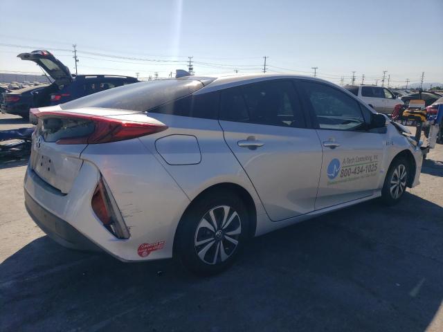 JTDKARFP8H3066515 - 2017 TOYOTA PRIUS PRIM 银色 照片 3