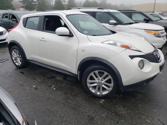 JN8AF5MV1DT216048 - 2013 NISSAN JUKE S WHITE photo 4