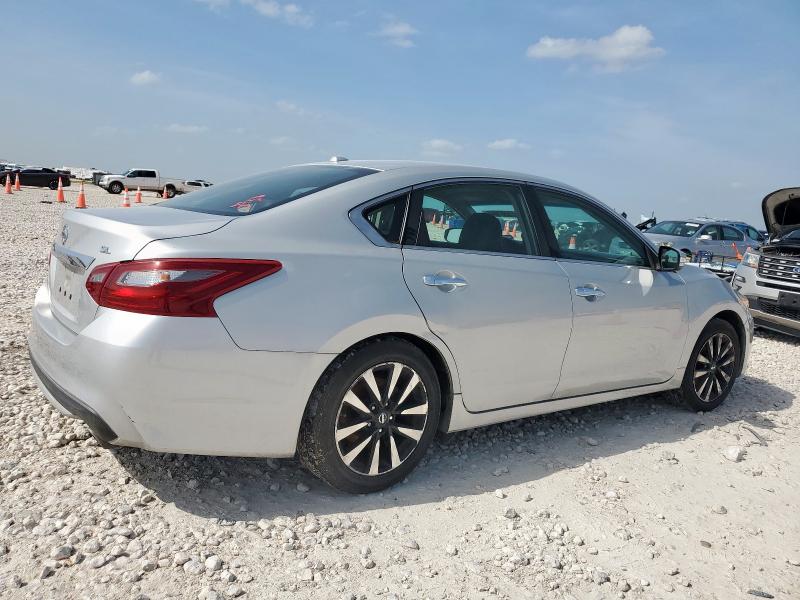 1N4AL3AP4JC153883 - 2018 NISSAN ALTIMA 2.5 SILVER photo 3