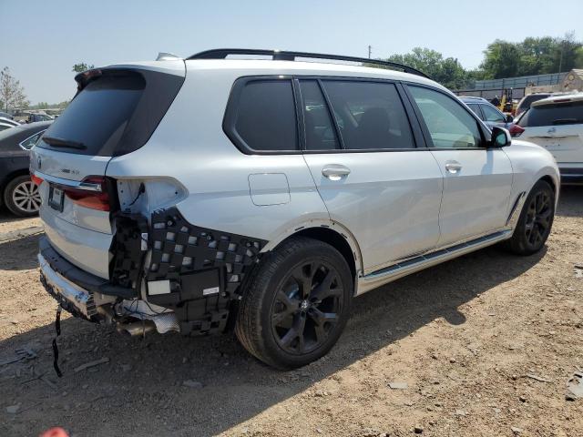 5UXCW2C0XL9D01928 - 2020 BMW X7 XDRIVE40I WHITE photo 3