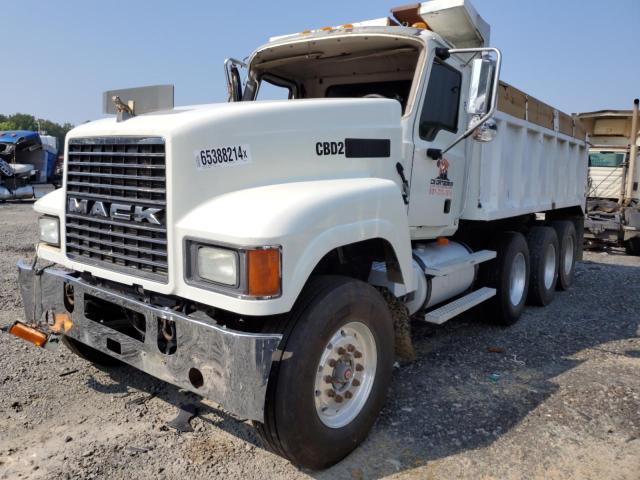 1M1AJ06Y37N010498 - 2007 MACK 600 CHN600 WHITE photo 2