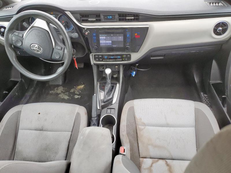 5YFBURHE3KP939640 - 2019 TOYOTA COROLLA L 白色 照片 8