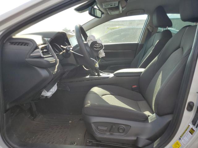 4T1R11AK2PU124327 - 2023 TOYOTA CAMRY LE GRAY photo 7