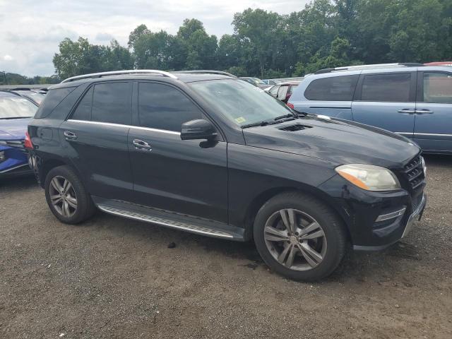 4JGDA5HB0DA207498 - 2013 MERCEDES-BENZ ML 350 4MATIC BLACK photo 4